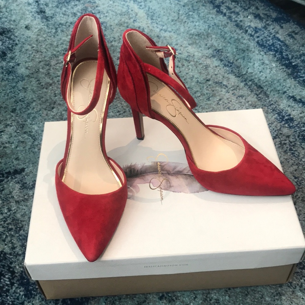 Jessica Simpson “Carlette” pump
